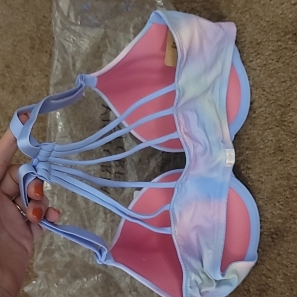 Victoria's Secret PINK wear everywhere pushup bra - Picture 2 of 4